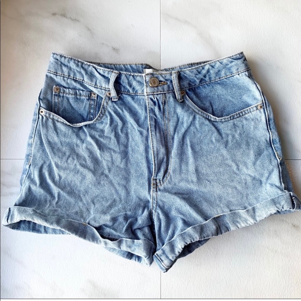 Forever 21 high waisted mom denim shorts cuffed 26